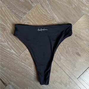 Shop 437 Aubrey bottoms